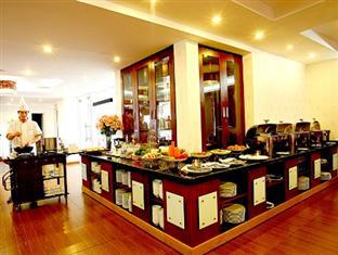 Lavish Centre Khách sạn 3*